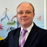 Dr. Bernd Burkhart