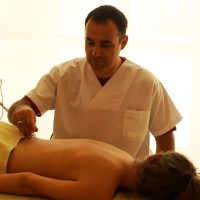 Dr. Igor Micunovic