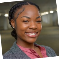 Yazmine Kelly