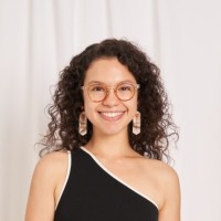 Luz Maria Bustamante