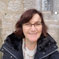 Angela Wynne