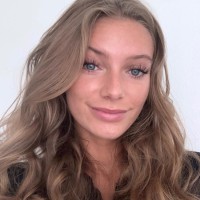 Sacha Iversen