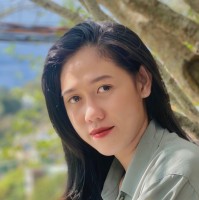 Nhật Quyên Nguyễn Hoàng