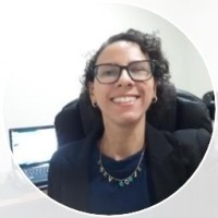 Aline Martins Paulucio (Pcd)