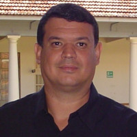 Fernando Candido Aveiro