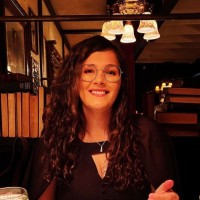 Evelyn Flores