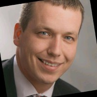 Jörg Tükker