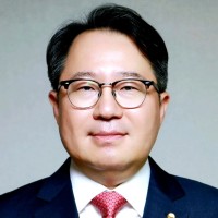 Min Soo Kwon
