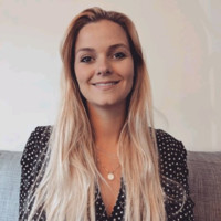 Simone Van Riet