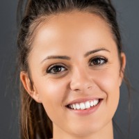 Eva Davis