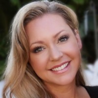 Nicole Lindsay