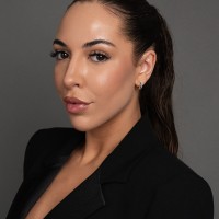 Vania Carvalho Moura