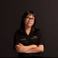 Leoni Angelina 洪紫霞