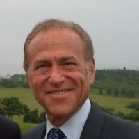 Robert T. Sakowitz