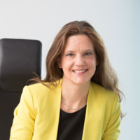 Dr. Bettina Schmitt-Rady
