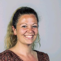 Mandy Van Zoggel