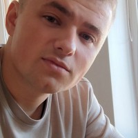 Денис Мельников