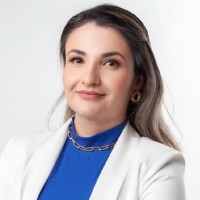 Aline SantosAline Santos is an Influencer