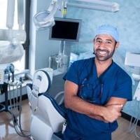 Dr. Amr Bokhari