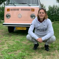 Melanie Blom