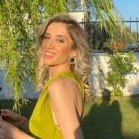 Ayşenur Aslan