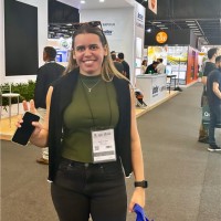 Karine Lucena Calegari