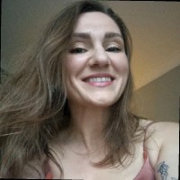 Laura Stoakes