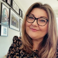Clare Slater (Cert Cih)
