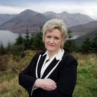 Isabelle Campbell