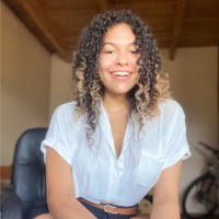 Jennifer Robinson León