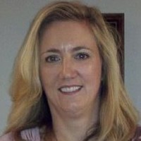 Elizabeth (Beth) Noll