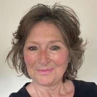 Lisa V. Voit