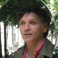 Timur Menlibar