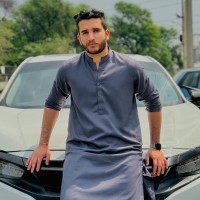 Paras Khan