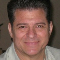 Dino Marikos