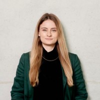 Julia Born