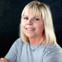 Linda Davidson