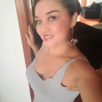 Lady Diana Viveros