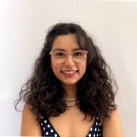 María Sara Flores
