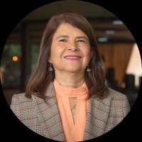 Laura Campos (Inspiring Meaningful Growth)