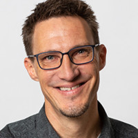 Simon Holderied
