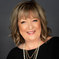 Diane Opelt
