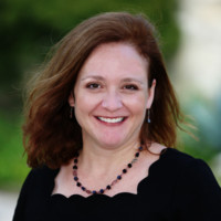 Anne Hiller Snively, Cae