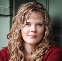 Laura Reilly, CHRL