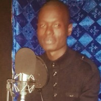 Grey Makobi
