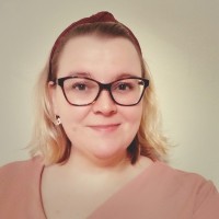 Dr. Annika Szameitat