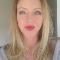 Janelle G.