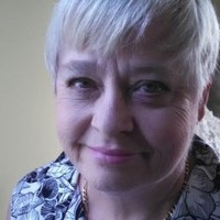 Elaine Davis