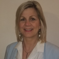Julie Nauman