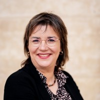Emmanuelle Devaux